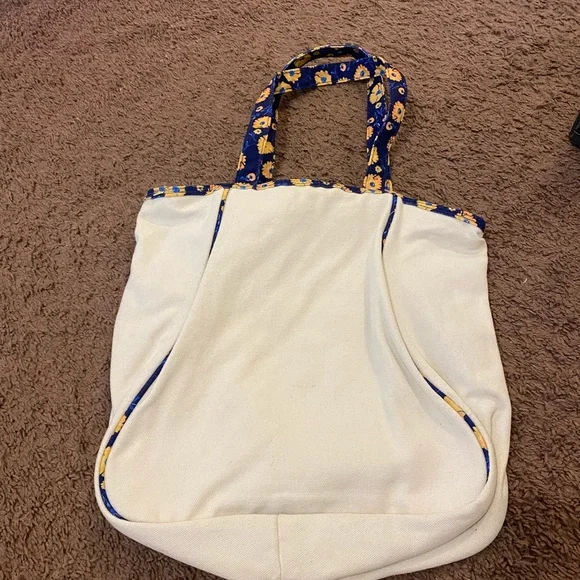 2 FOR $20 Shoshanna Bags Daisy Daydream Canvas Tote Bag Beach Floral NEW - Picture 4 of 9